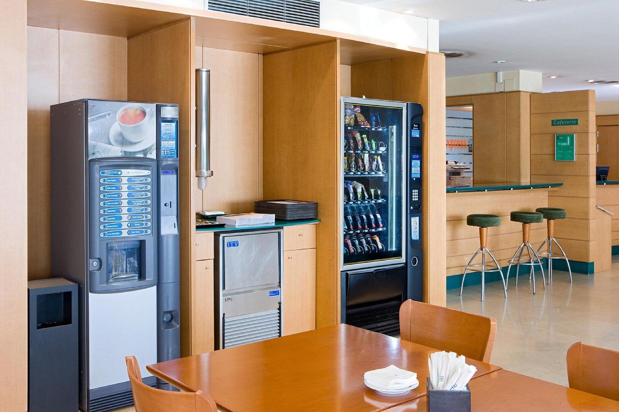 Hotel Monte Rozas Las Rozas de Madrid Ngoại thất bức ảnh